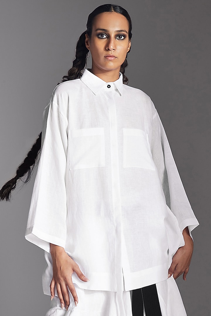 White Linen Barrel-Shaped Shirt by Chola at Pernia's Pop Up Shop