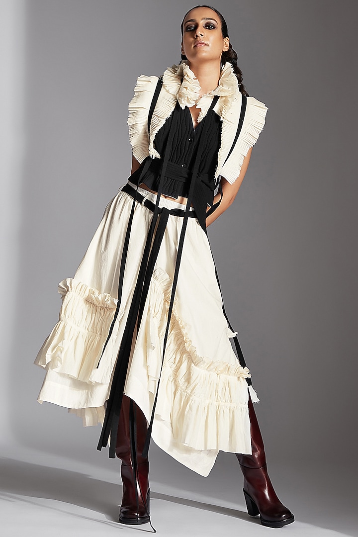 White Organic Cotton Asymmetrical Skirt by Chola at Pernia's Pop Up Shop