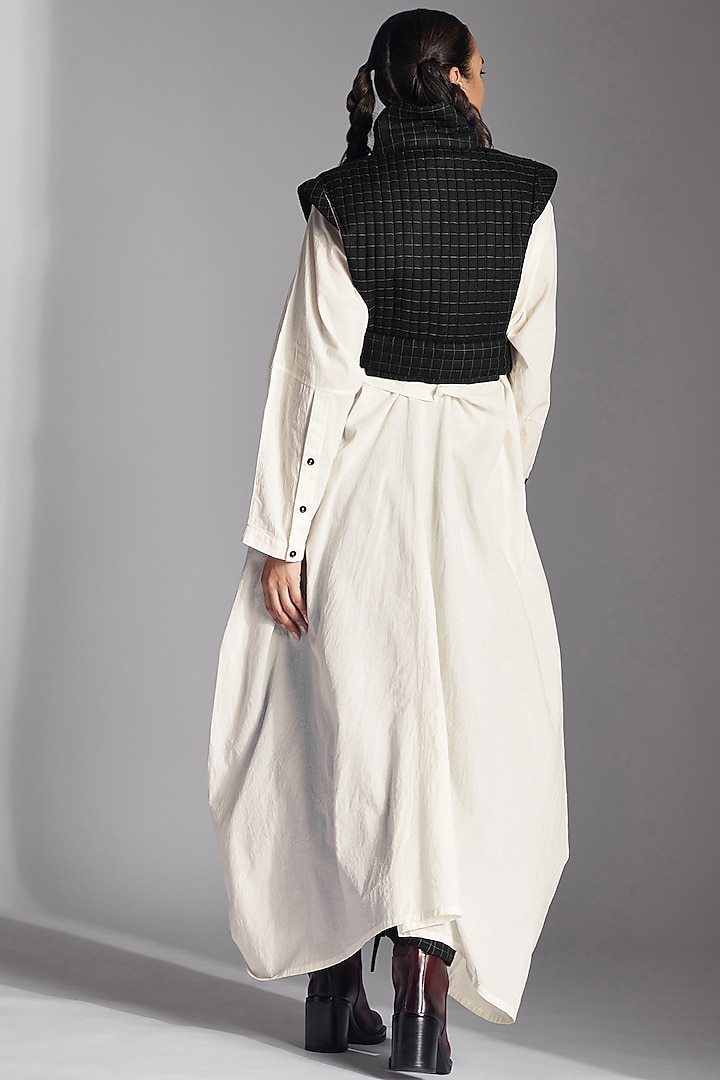 Black & White Linen Checkered Jacket by Chola at Pernia's Pop Up Shop