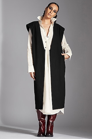 Black Organic Cotton Long Jacket by Chola
