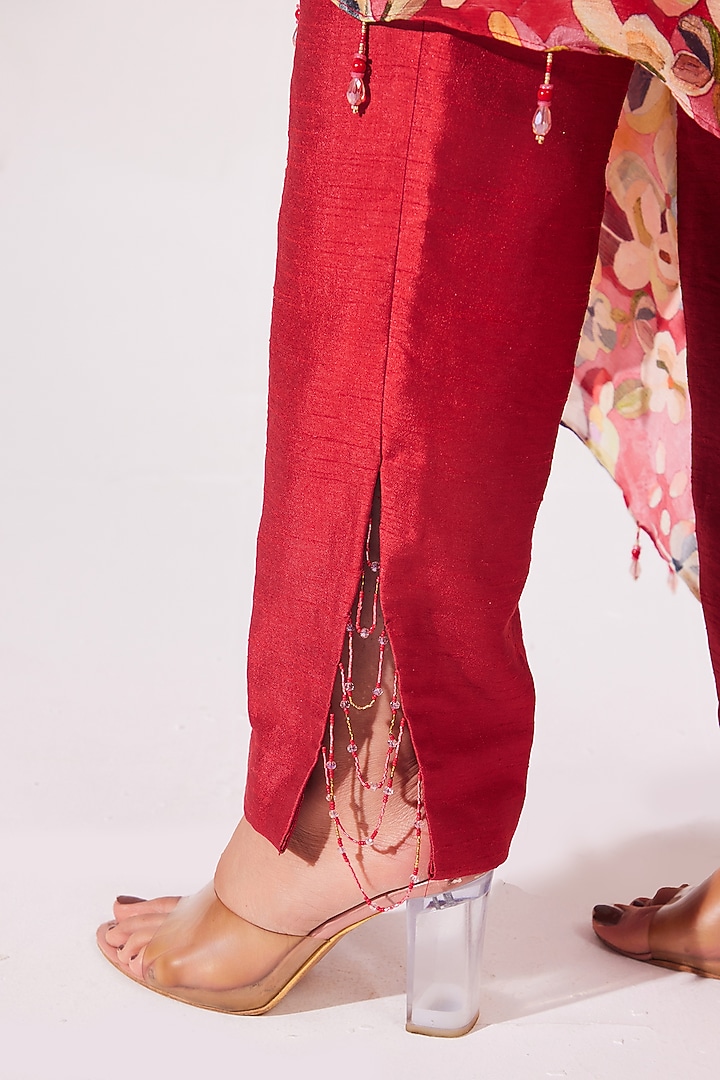 Red Chinon Chiffon Sequins Embroidered Kaftan Set by Chaashni by Maansi and Ketan at Pernia's Pop Up Shop