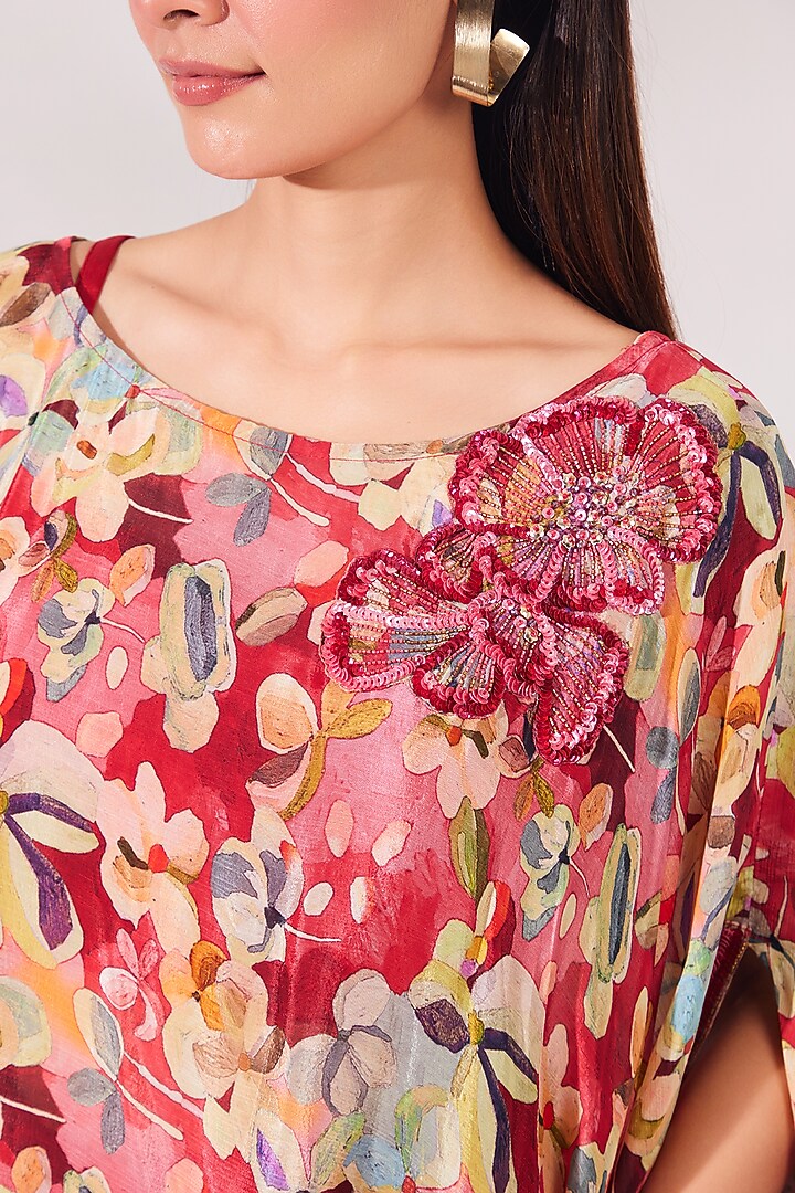 Red Chinon Chiffon Sequins Embroidered Kaftan Set by Chaashni by Maansi and Ketan at Pernia's Pop Up Shop