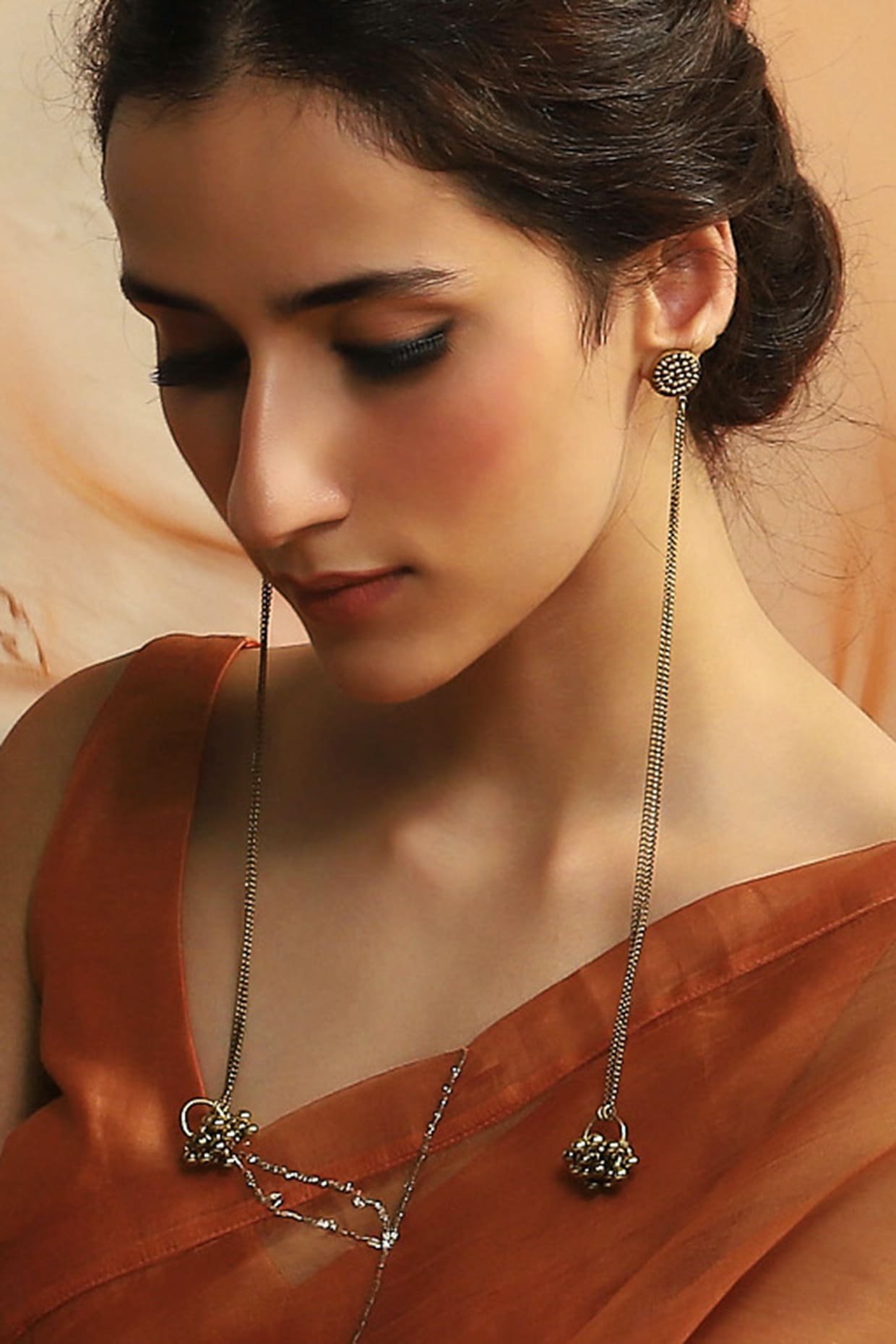 Yami Gautam in Kashmiri Dejhoor earrings