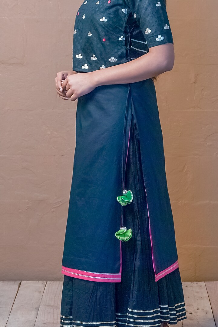 Black Embroidered Layered Kurta Set by Charkhee at Pernia's Pop Up Shop