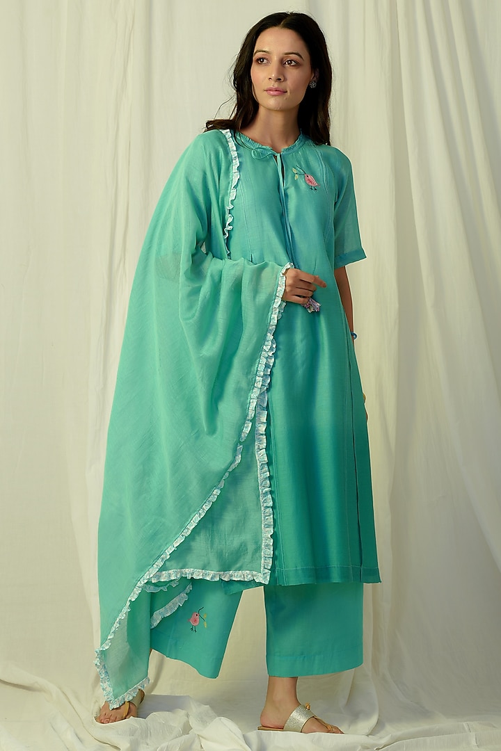 Green Ombre Embroidered Kurta Set by Charkhee