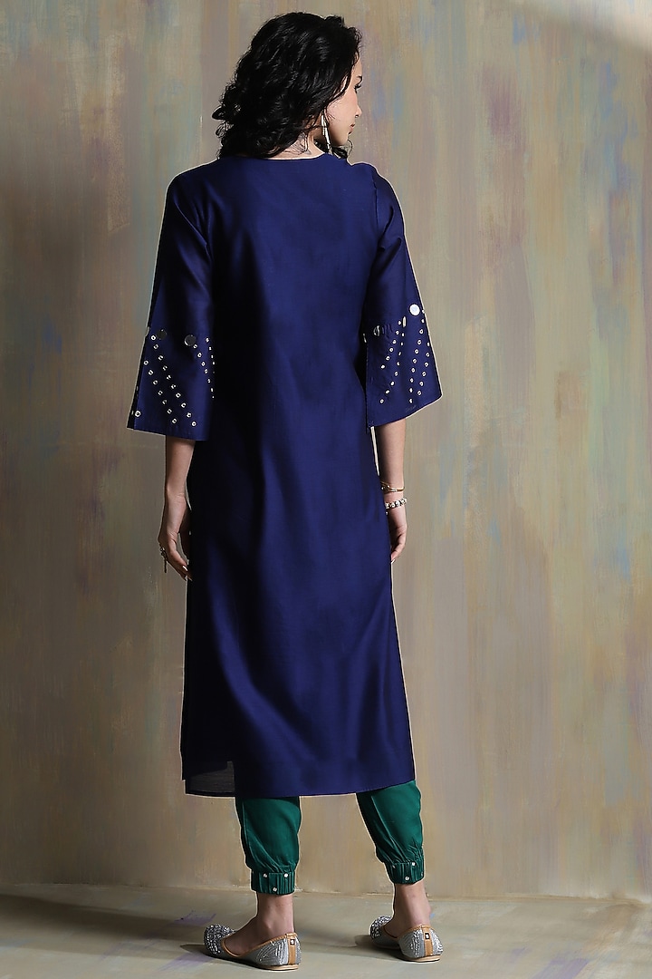 Sapphire Blue Chanderi Embellished Kurta Set by Charkhee at Pernia's Pop Up Shop