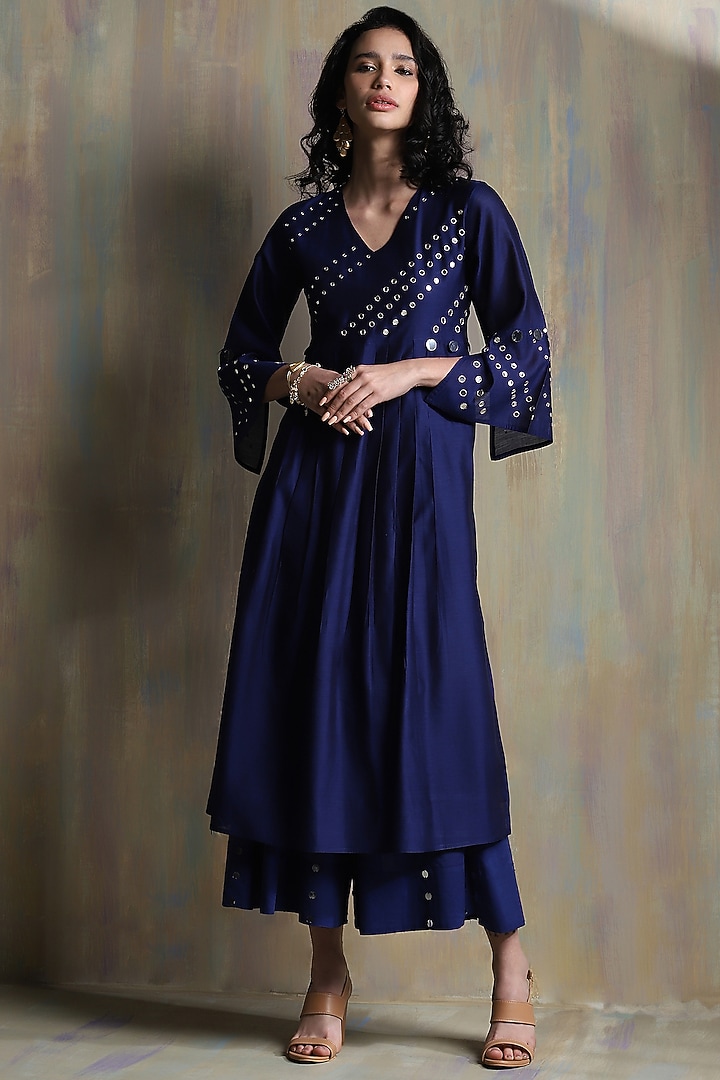 Sapphire Blue Chanderi Embellished Kurta Set by Charkhee at Pernia's Pop Up Shop