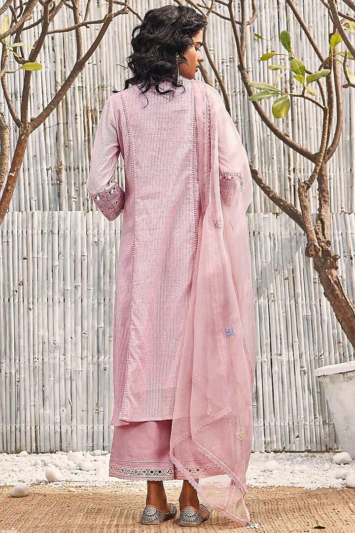 Blush Pink Dobby Cotton Embroidered Kurta Set by Charkhee at Pernia's Pop Up Shop