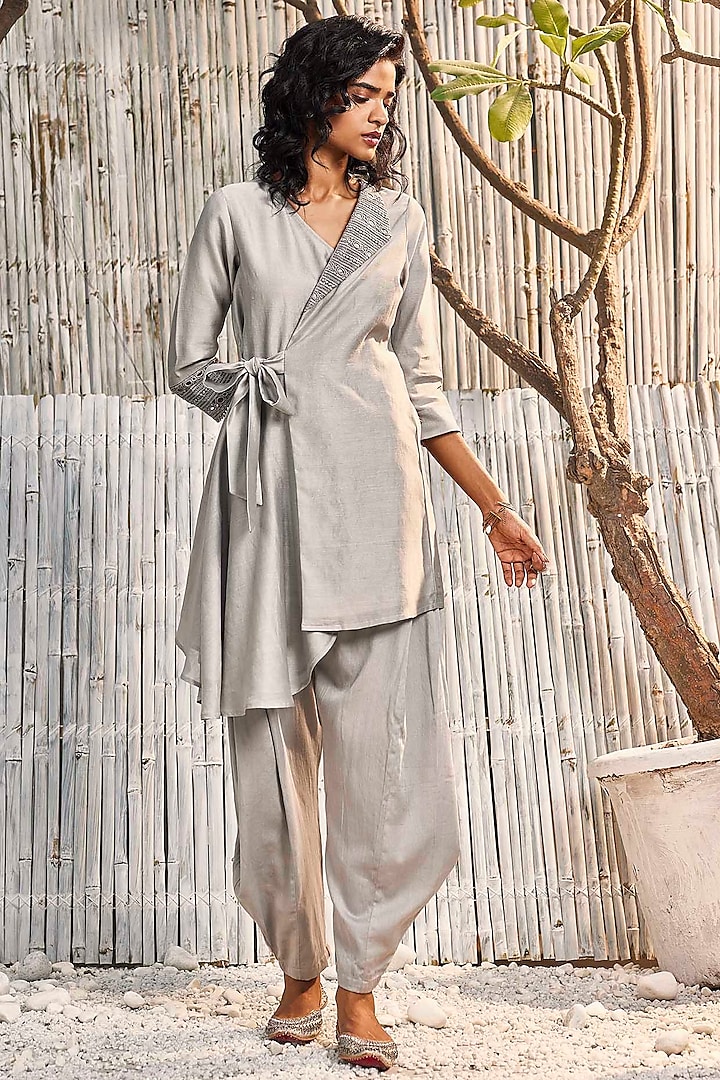 Grey Pure Chanderi Co-Ord Set by Charkhee at Pernia's Pop Up Shop