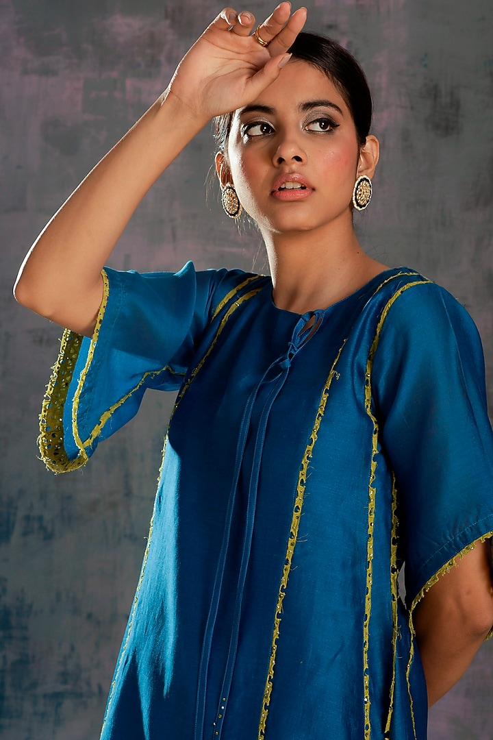 Egyptian Blue Embellished Chanderi Kurta Set by Charkhee at Pernia's Pop Up Shop