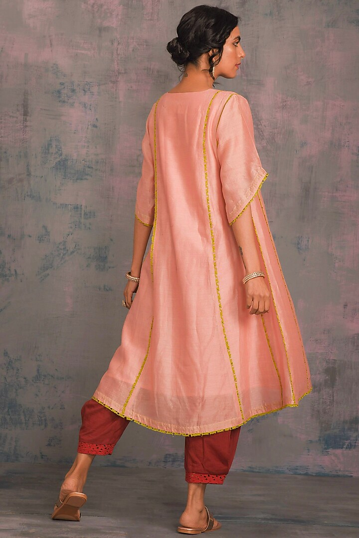 Peach Embellished Cutwork Kurta Set by Charkhee at Pernia's Pop Up Shop