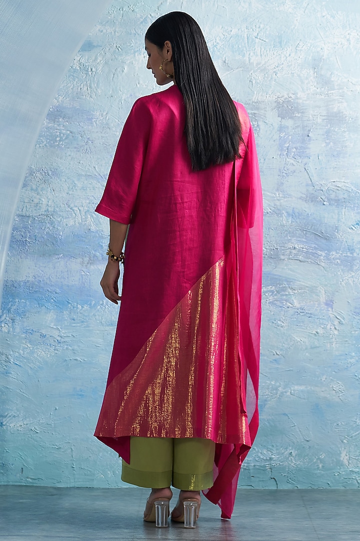 Fuchsia Pink Linen & Cotton Shimmer Kurta Set by Charkhee at Pernia's Pop Up Shop