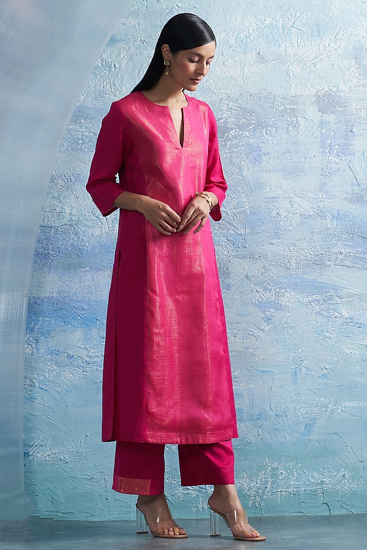 Fuchsia Pink Linen & Cotton Shimmer A-Line Kurta Set by Charkhee at Pernia's Pop Up Shop