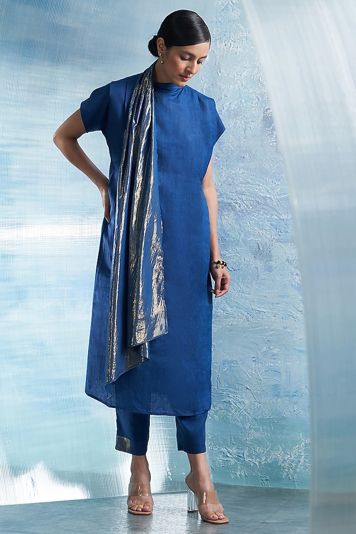 Royal Blue Linen Shimmer Embellished Kurta Set by Charkhee