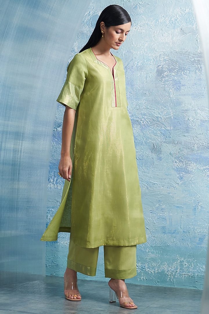 Green Linen & Cotton Shimmer A-Line Kurta Set by Charkhee at Pernia's Pop Up Shop