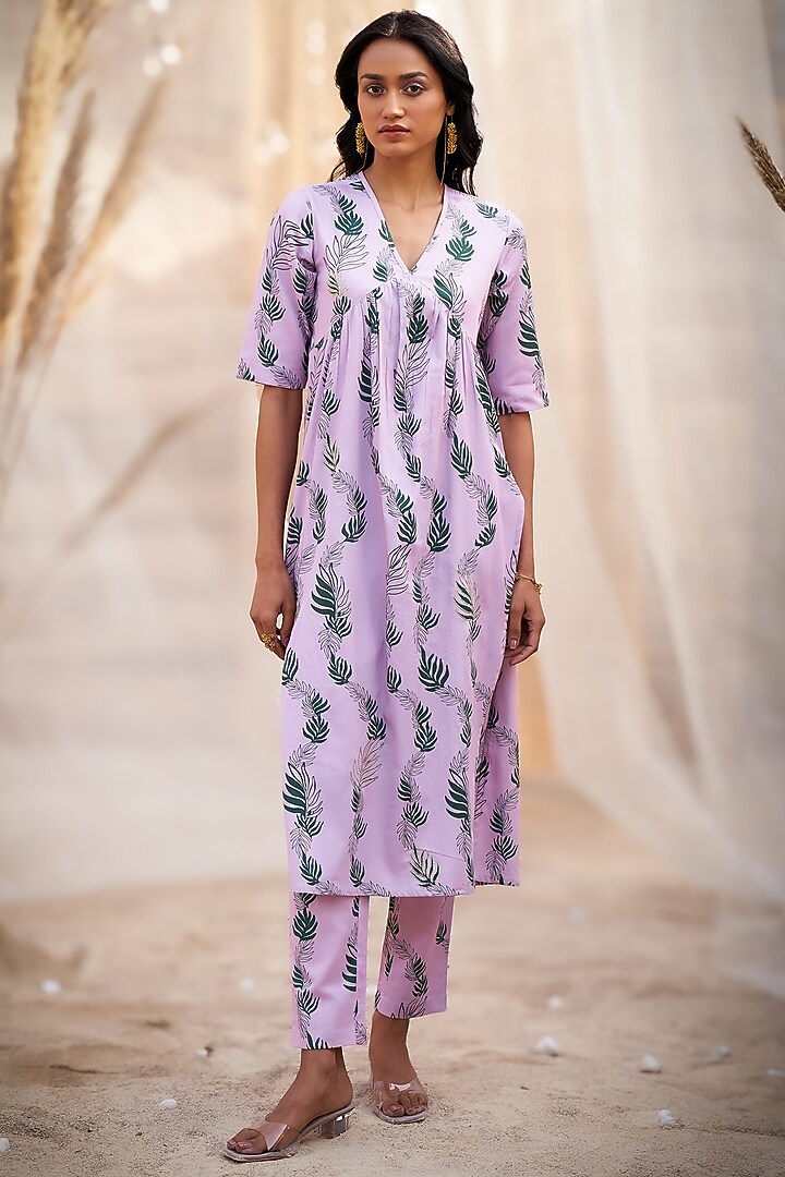 Pink Cotton Satin Leaf Printed Kurta Set by Charkhee at Pernia's Pop Up Shop