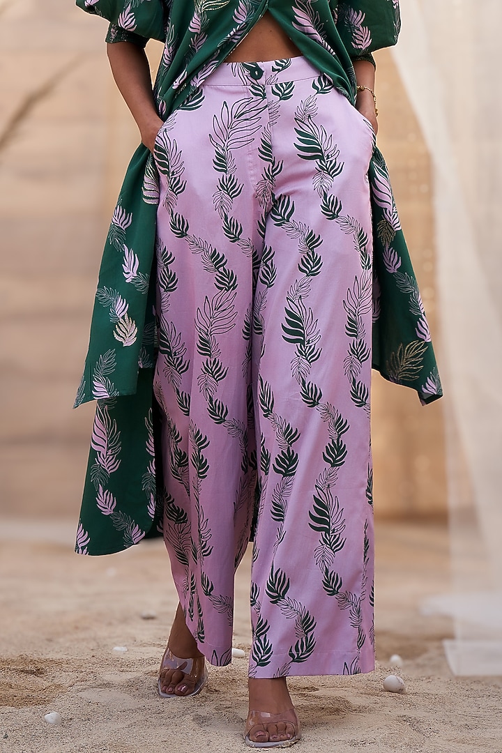Green Cotton Satin Leaf Printed High-Low Kurta Set by Charkhee at Pernia's Pop Up Shop