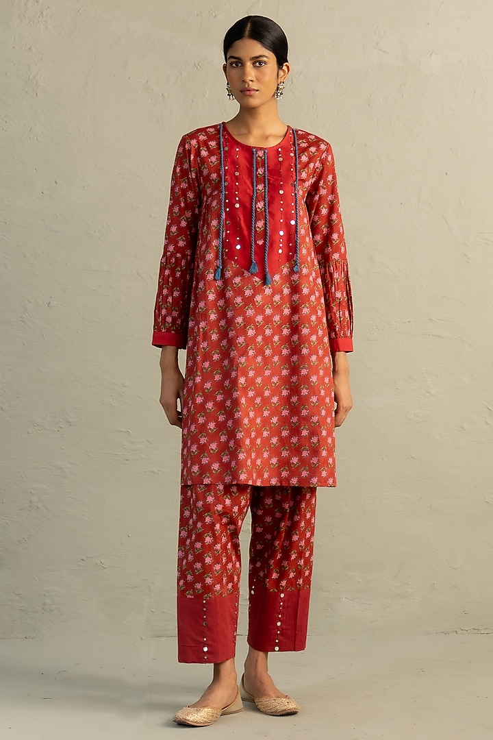 Red Cotton Floral Printed & Sequin Work Kurta Set by Charkhee at Pernia's Pop Up Shop