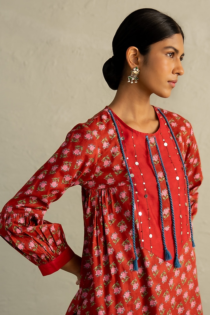 Red Cotton Floral Printed & Sequin Work Kurta Set by Charkhee at Pernia's Pop Up Shop