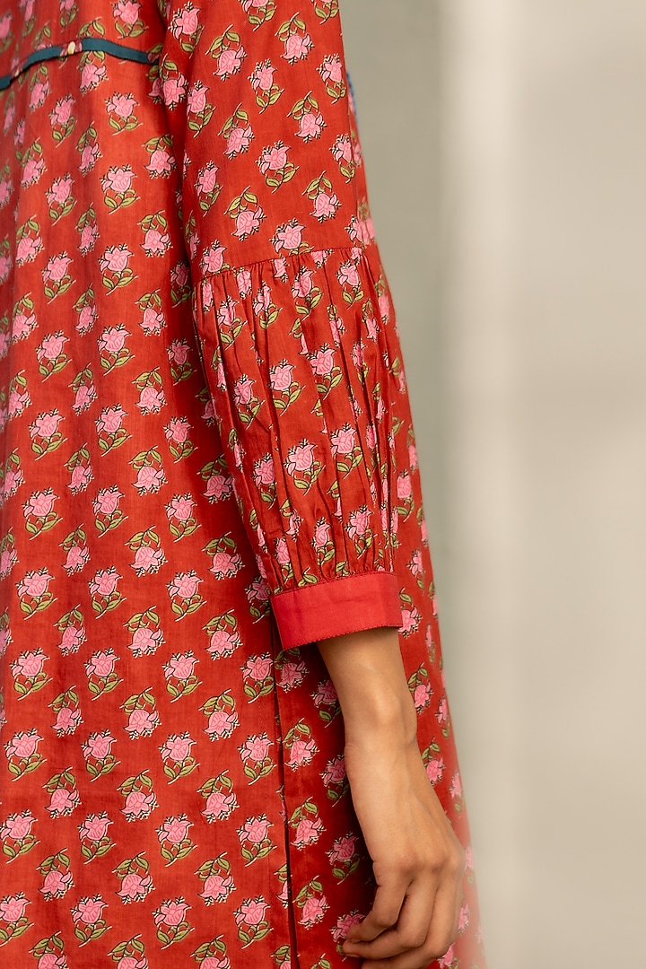 Red Cotton Floral Printed & Sequin Work Kurta Set by Charkhee at Pernia's Pop Up Shop