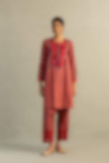 Red Cotton Floral Printed & Sequin Work Kurta Set by Charkhee at Pernia's Pop Up Shop