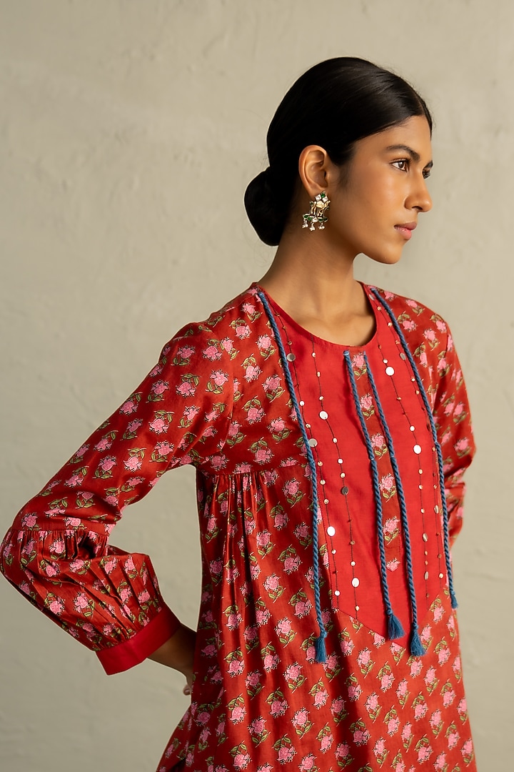 Red Cotton Floral Printed & Sequin Work Kurta Set by Charkhee at Pernia's Pop Up Shop