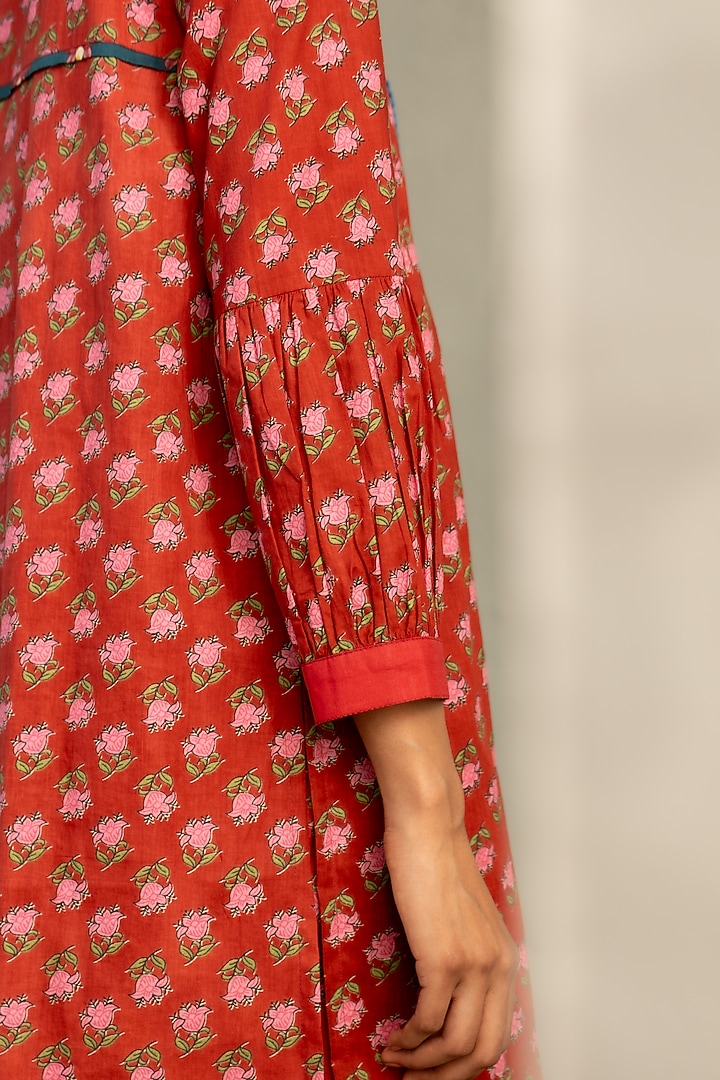 Red Cotton Floral Printed & Sequin Work Kurta Set by Charkhee at Pernia's Pop Up Shop