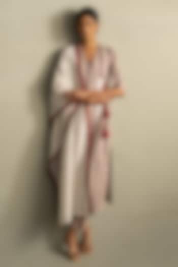 Cream & Red Cotton Handblock Printed & Sequin Work Kurta Set by Charkhee at Pernia's Pop Up Shop