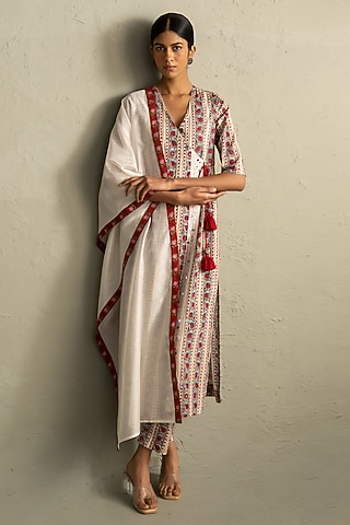 Cream & Red Cotton Handblock Printed & Sequin Work Kurta Set by Charkhee