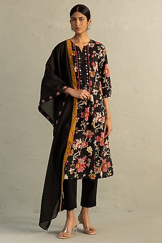 Black Cotton Floral Printed & Sequin Work Kurta Set by Charkhee