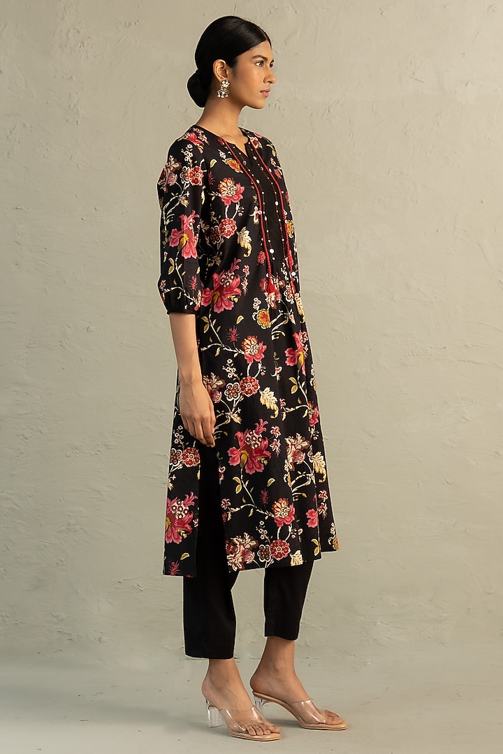 Black Cotton Floral Printed & Sequin Work Kurta Set by Charkhee at Pernia's Pop Up Shop