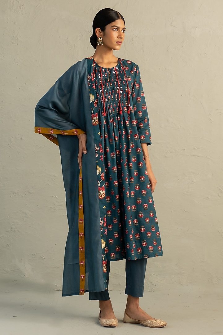 Teal Blue Cotton Floral Printed & Sequin Work Kurta Set by Charkhee at Pernia's Pop Up Shop