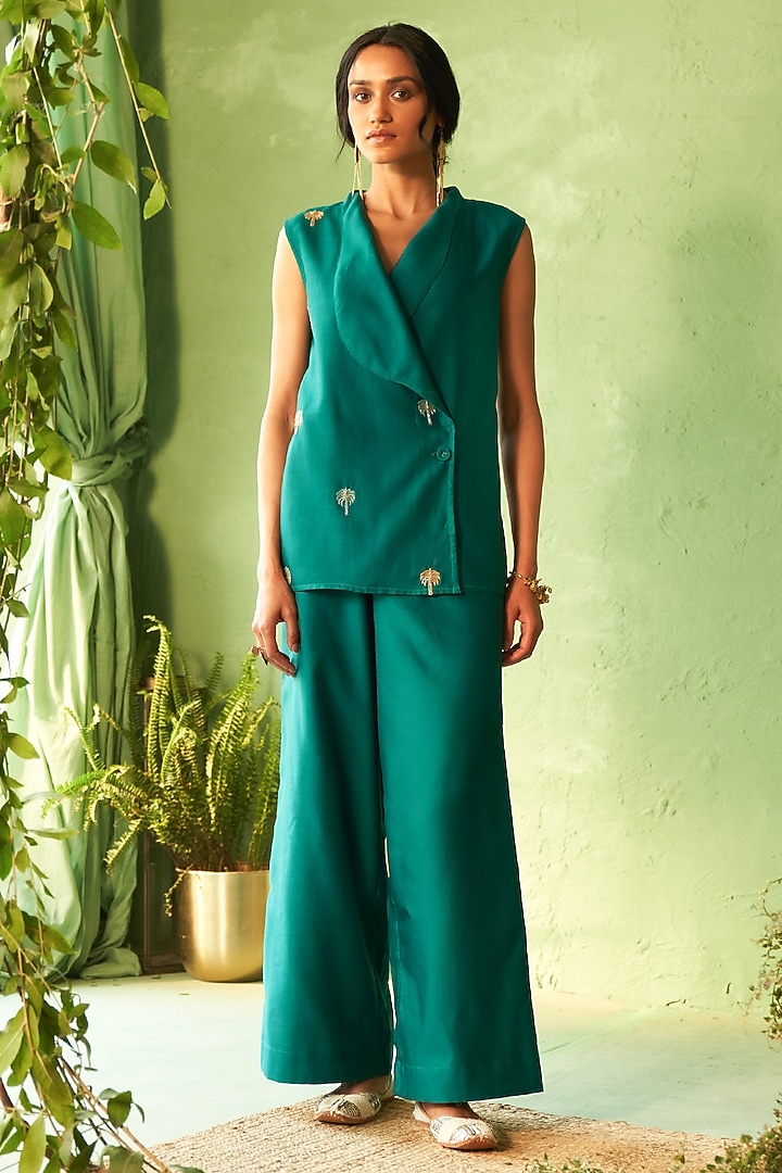 Peacock Green Chanderi & Voile Embroidered Co-Ord Set by Charkhee at Pernia's Pop Up Shop