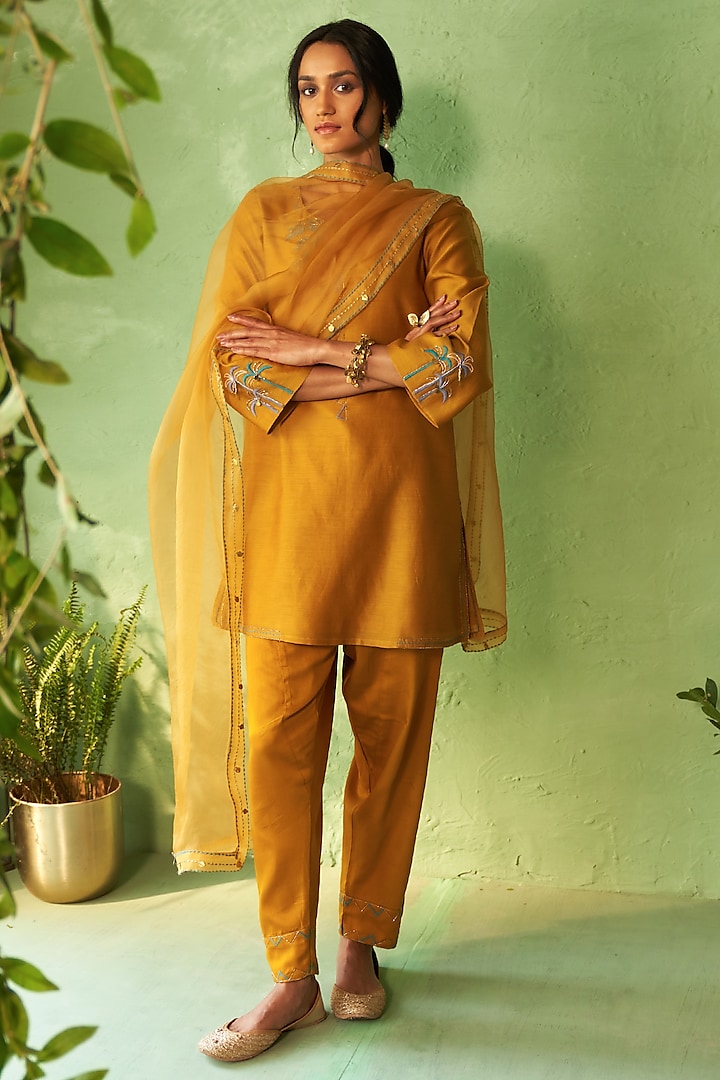 Mustard Chanderi & Voilee Embroidered Short Kurta Set by Charkhee at Pernia's Pop Up Shop