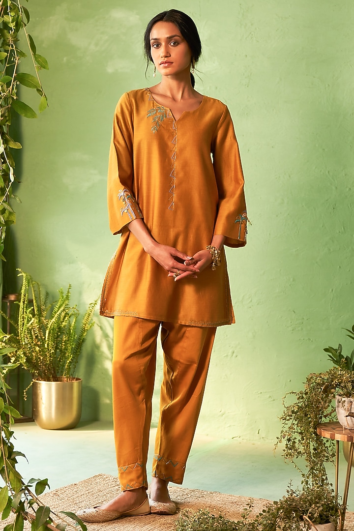 Mustard Chanderi & Voilee Embroidered Short Kurta Set by Charkhee at Pernia's Pop Up Shop