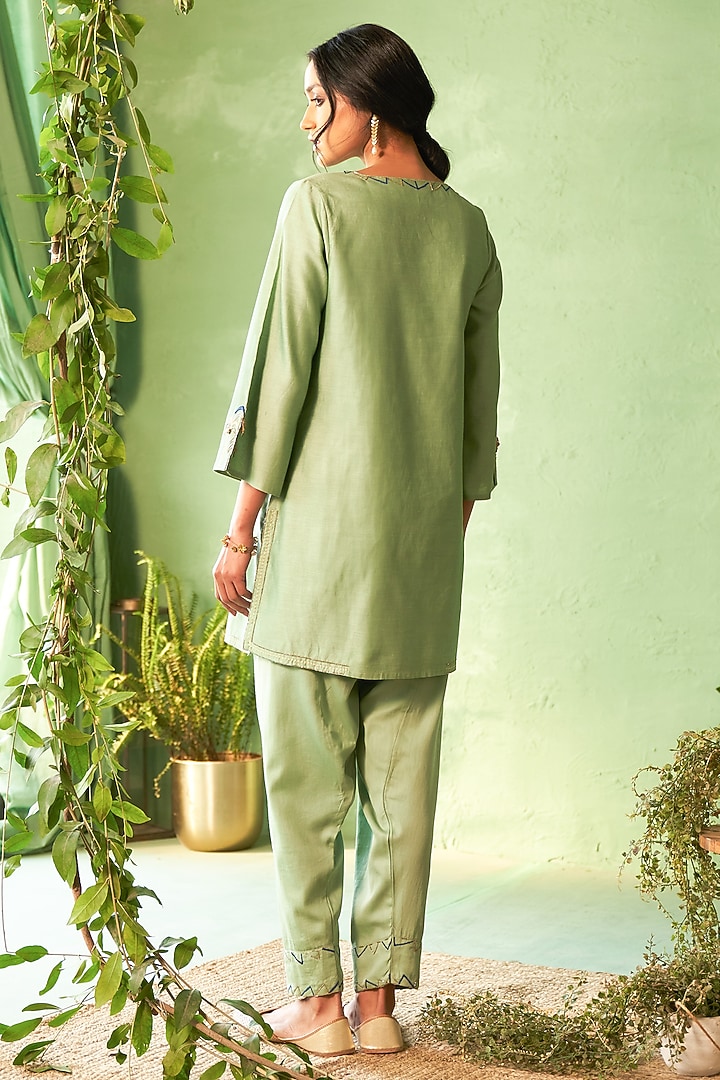 Tea Green Chanderi & Voilee Embroidered Short Kurta Set by Charkhee at Pernia's Pop Up Shop