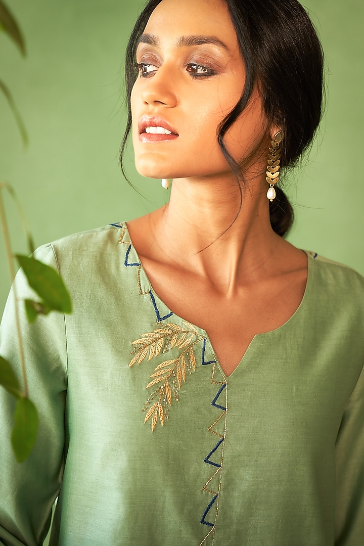 Tea Green Chanderi & Voilee Embroidered Short Kurta Set by Charkhee at Pernia's Pop Up Shop