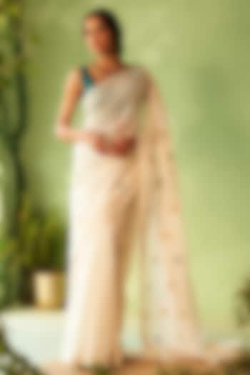 Off-White Chanderi Embroidered Party Wear Saree Set by Charkhee at Pernia's Pop Up Shop