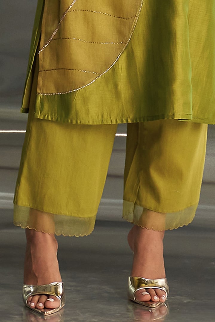 Berry Green Chanderi Nakshi Work Kurta Set by Charkhee at Pernia's Pop Up Shop