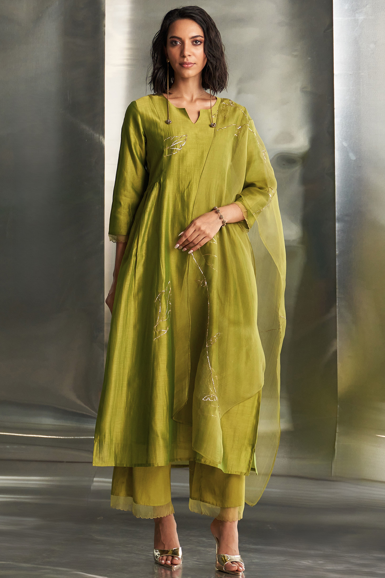 Berry Green Chanderi Nakshi Handwork Gathered Kurta Set by Charkhee at Pernia's Pop Up Shop