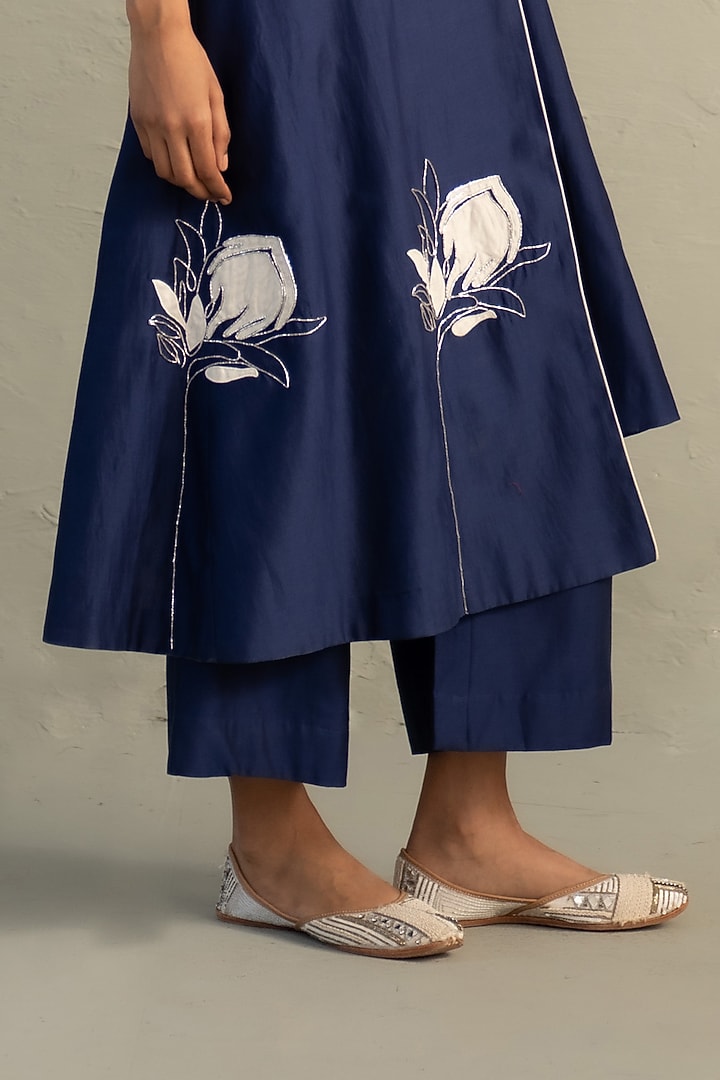 Sapphire Blue Chanderi Floral Patchwork Kurta Set by Charkhee at Pernia's Pop Up Shop