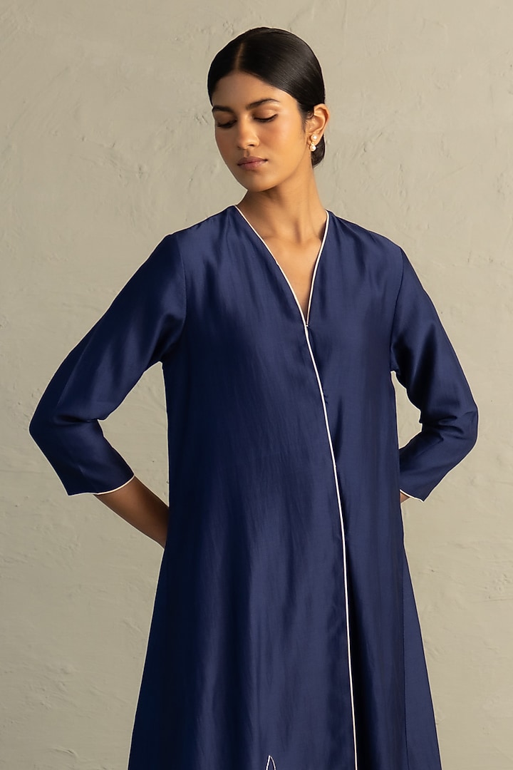 Sapphire Blue Chanderi Floral Patchwork Kurta Set by Charkhee at Pernia's Pop Up Shop