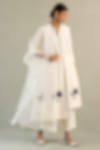 Ivory Chanderi Floral Patchwork A-Line Kurta Set by Charkhee at Pernia's Pop Up Shop