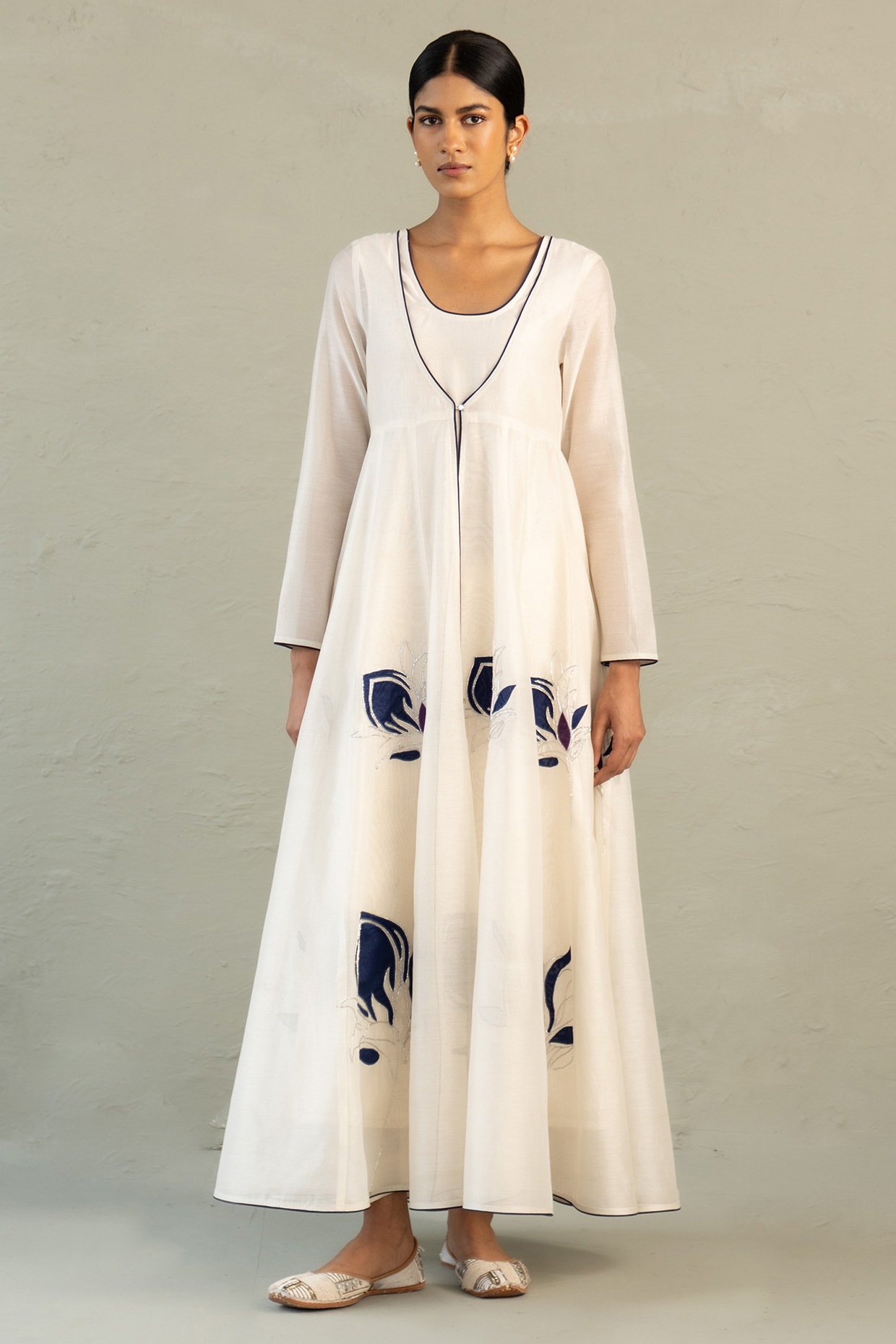 Charkhee Ivory Chanderi Applique Embroidered Anarkali Set