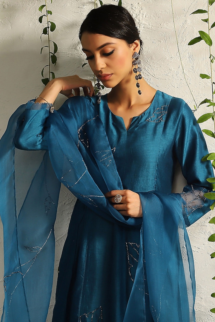 True Blue Chanderi Embroidered Kurta Set by Charkhee at Pernia's Pop Up Shop