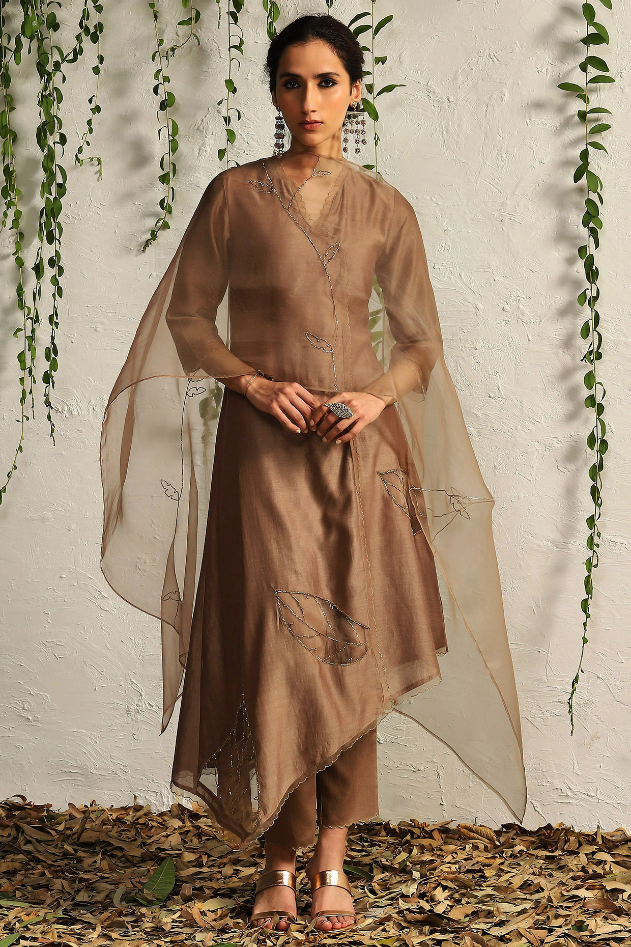 Jaipur Kurti Kurtas Kurtis and Tunics  Buy Jaipur Kurti Women Blue Heavy  Embroidered Khadi Print Straight Kurta Online  Nykaa Fashion
