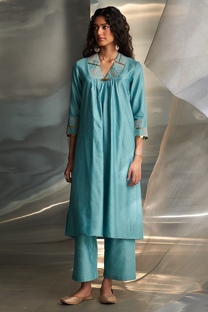 Powder Blue Chanderi Embroidered Kurta Set by Charkhee at Pernia's Pop Up Shop