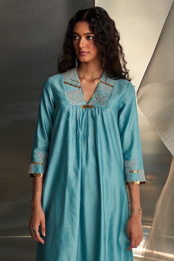 Powder Blue Chanderi Embroidered Kurta Set by Charkhee at Pernia's Pop Up Shop