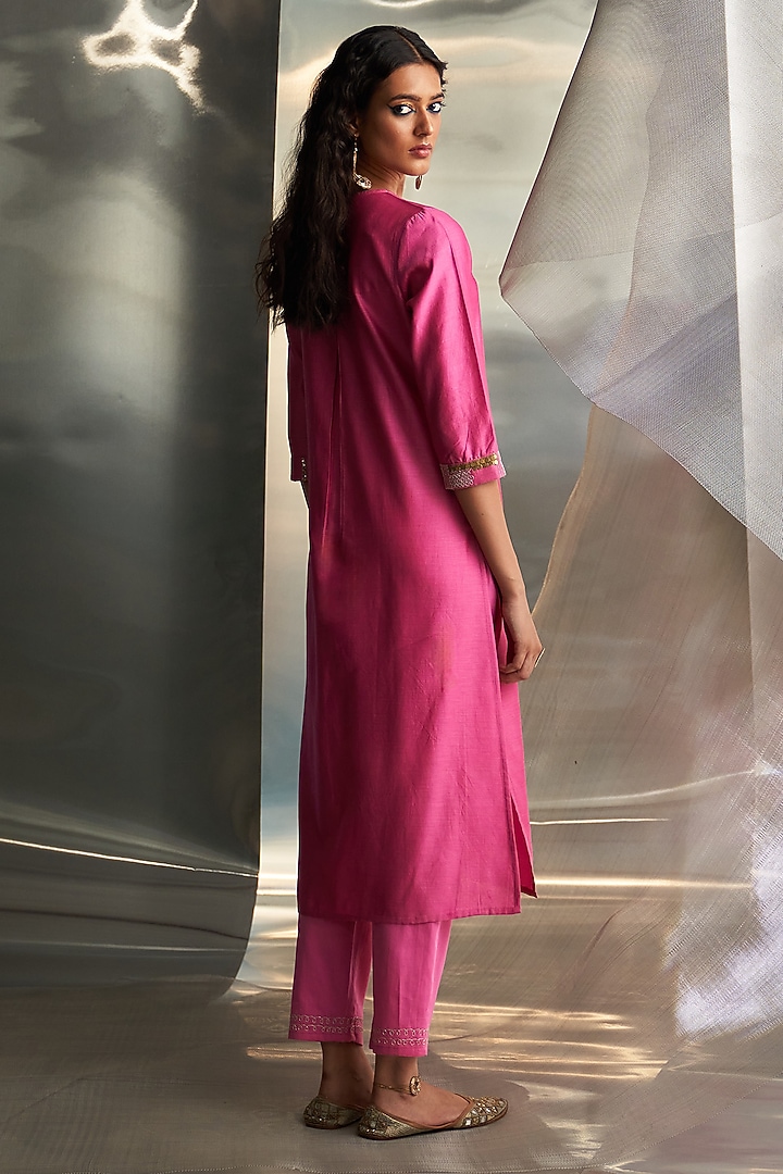 Bloom Pink Chanderi Embroidered Kurta Set by Charkhee at Pernia's Pop Up Shop