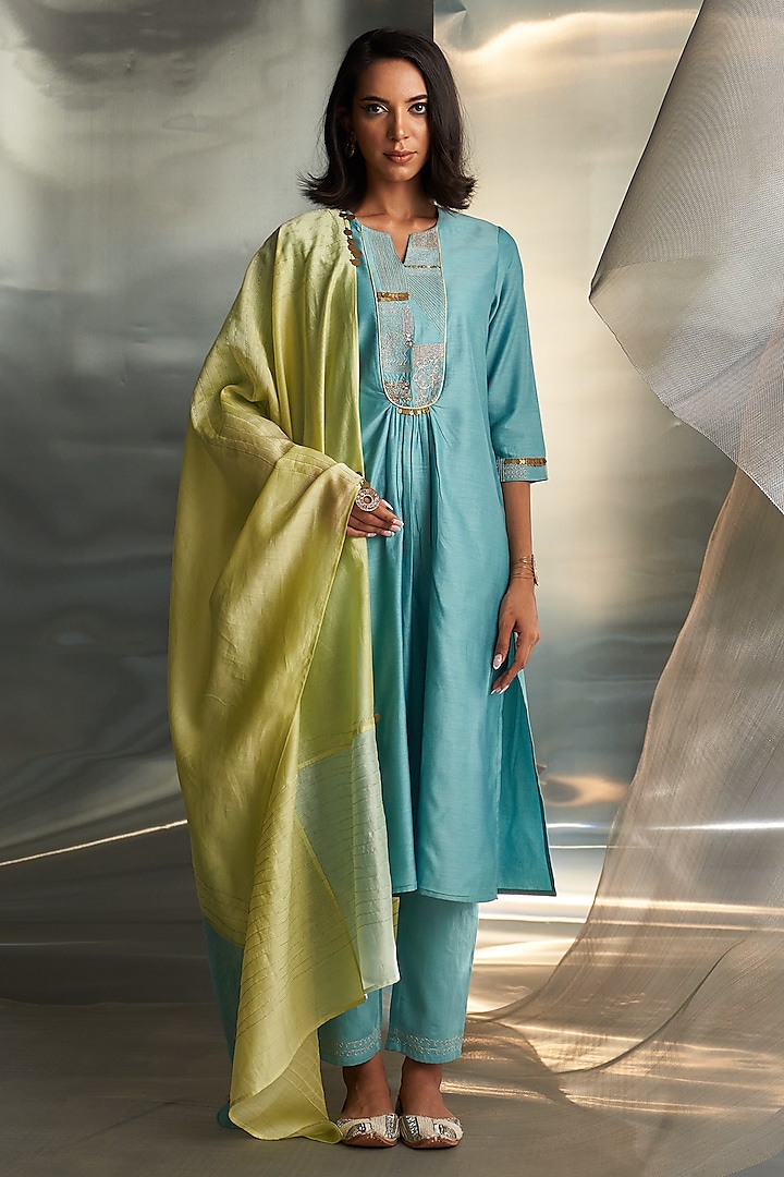 Powder Blue Chanderi Embroidered Kurta Set by Charkhee at Pernia's Pop Up Shop